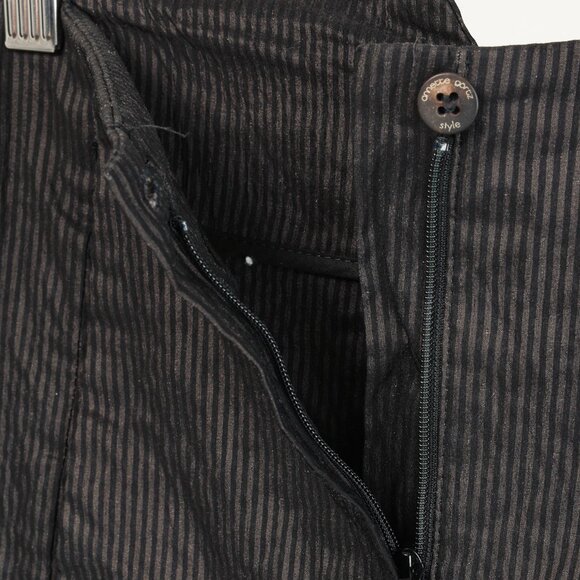 Annette Gortz Split Black Pinstripe Bubble-Hem Skirt-Pants - Picture 5 of 10